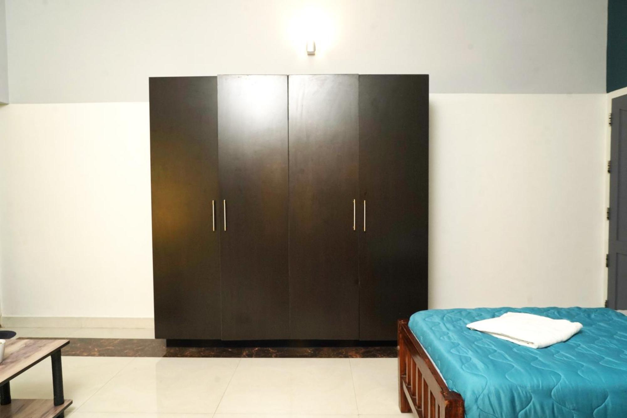 Homestay Orange Valley Town Residency *