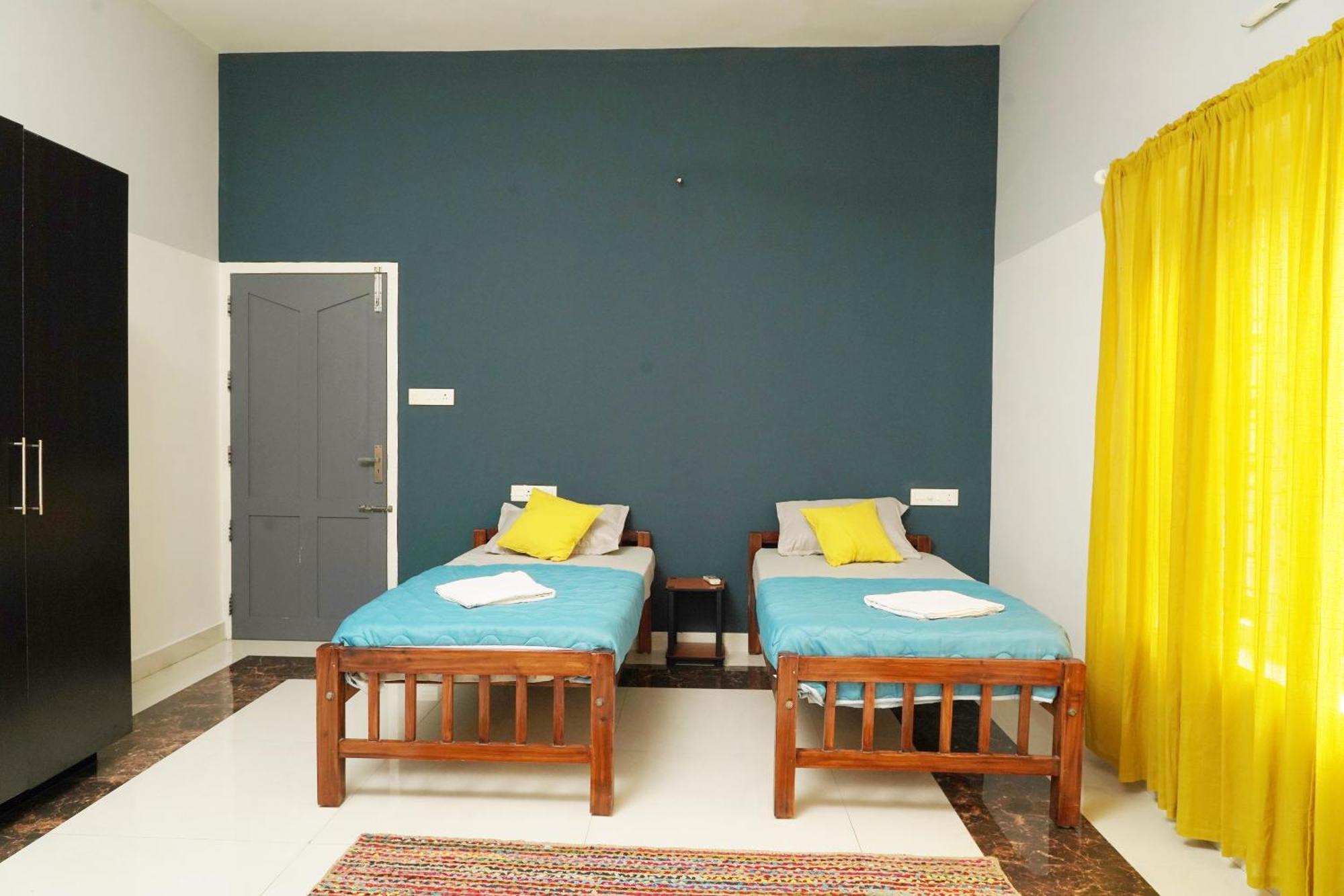 Orange Valley Town Residency Homestay