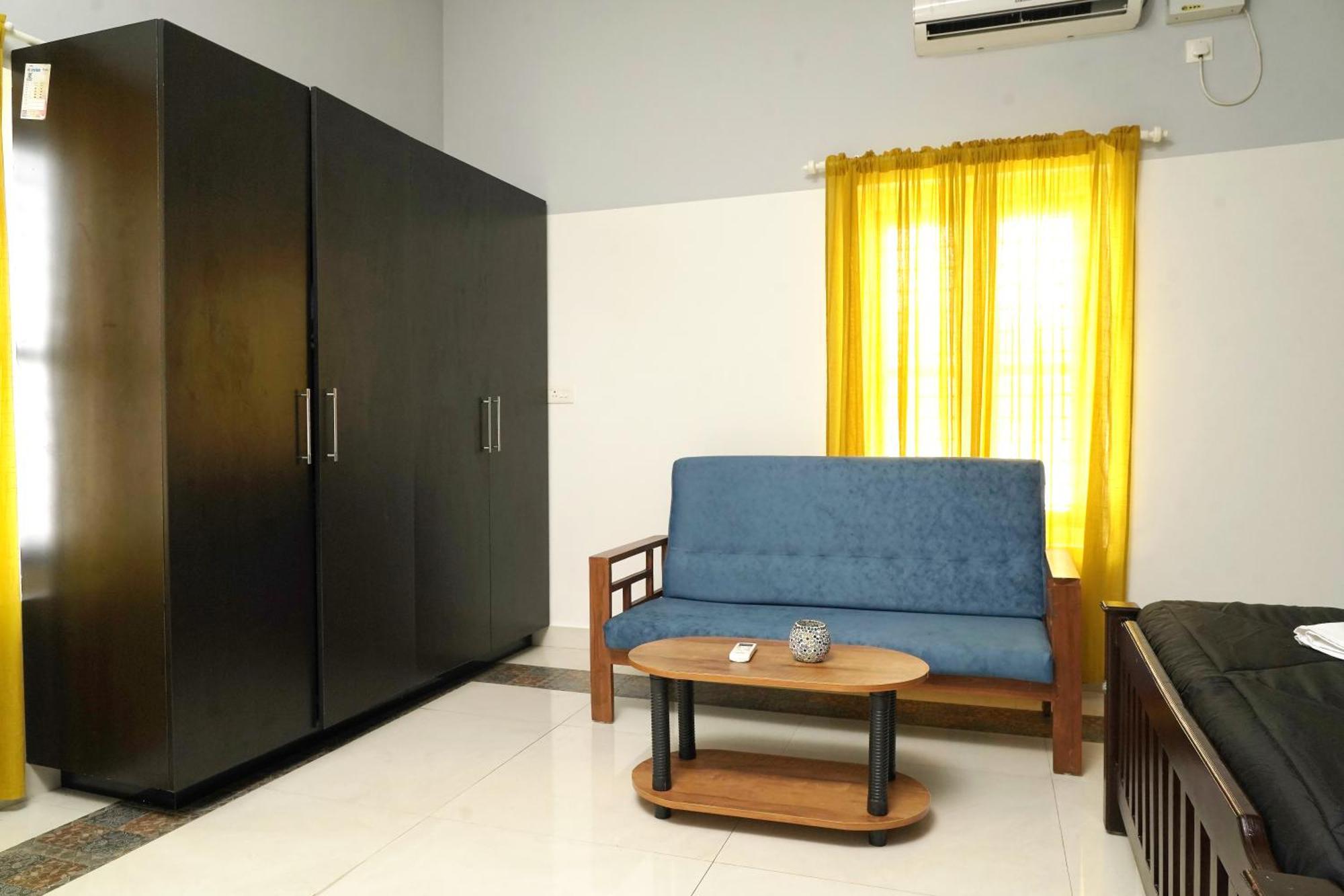 Orange Valley Town Residency Homestay *