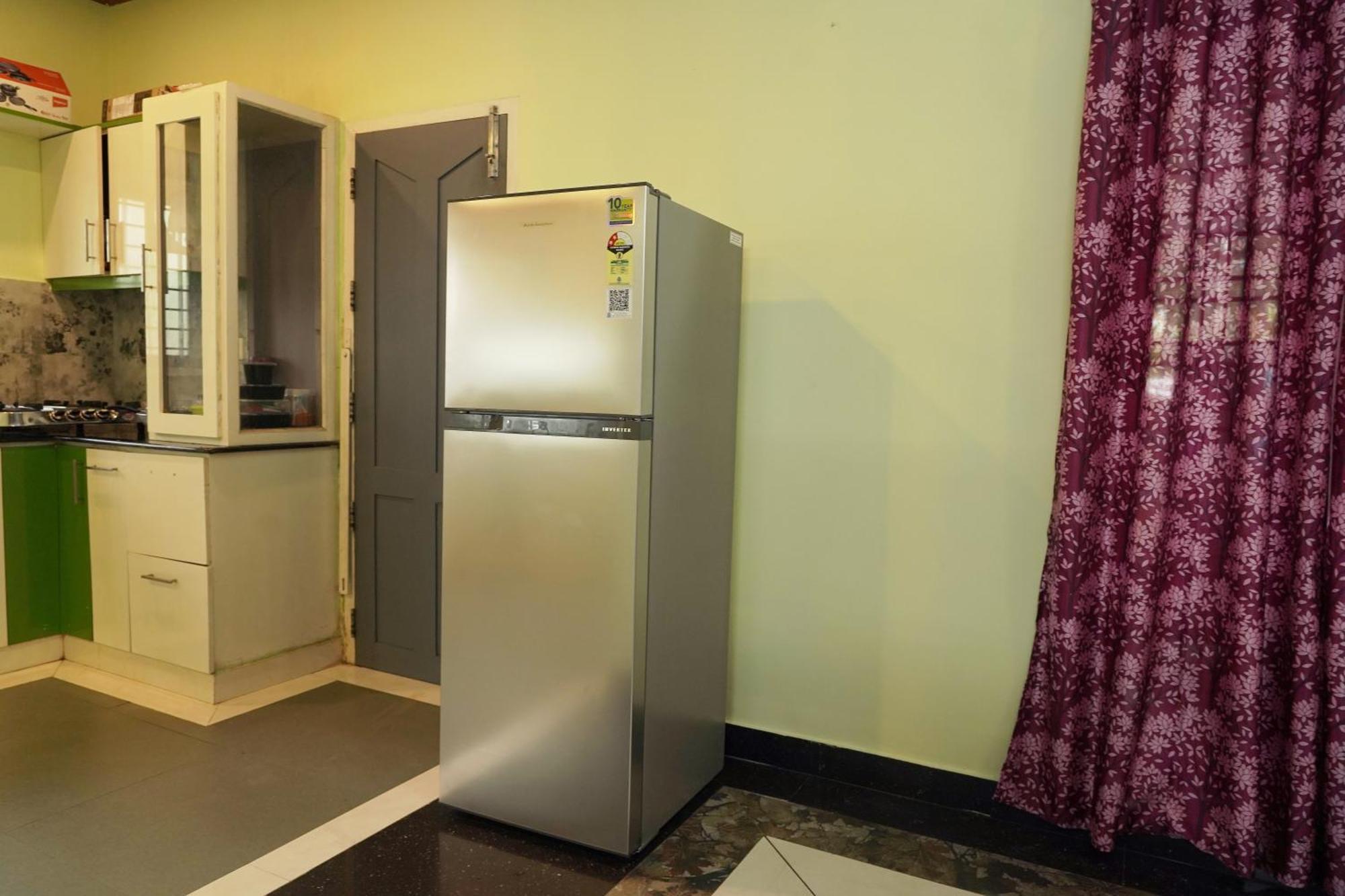 Homestay Orange Valley Town Residency *