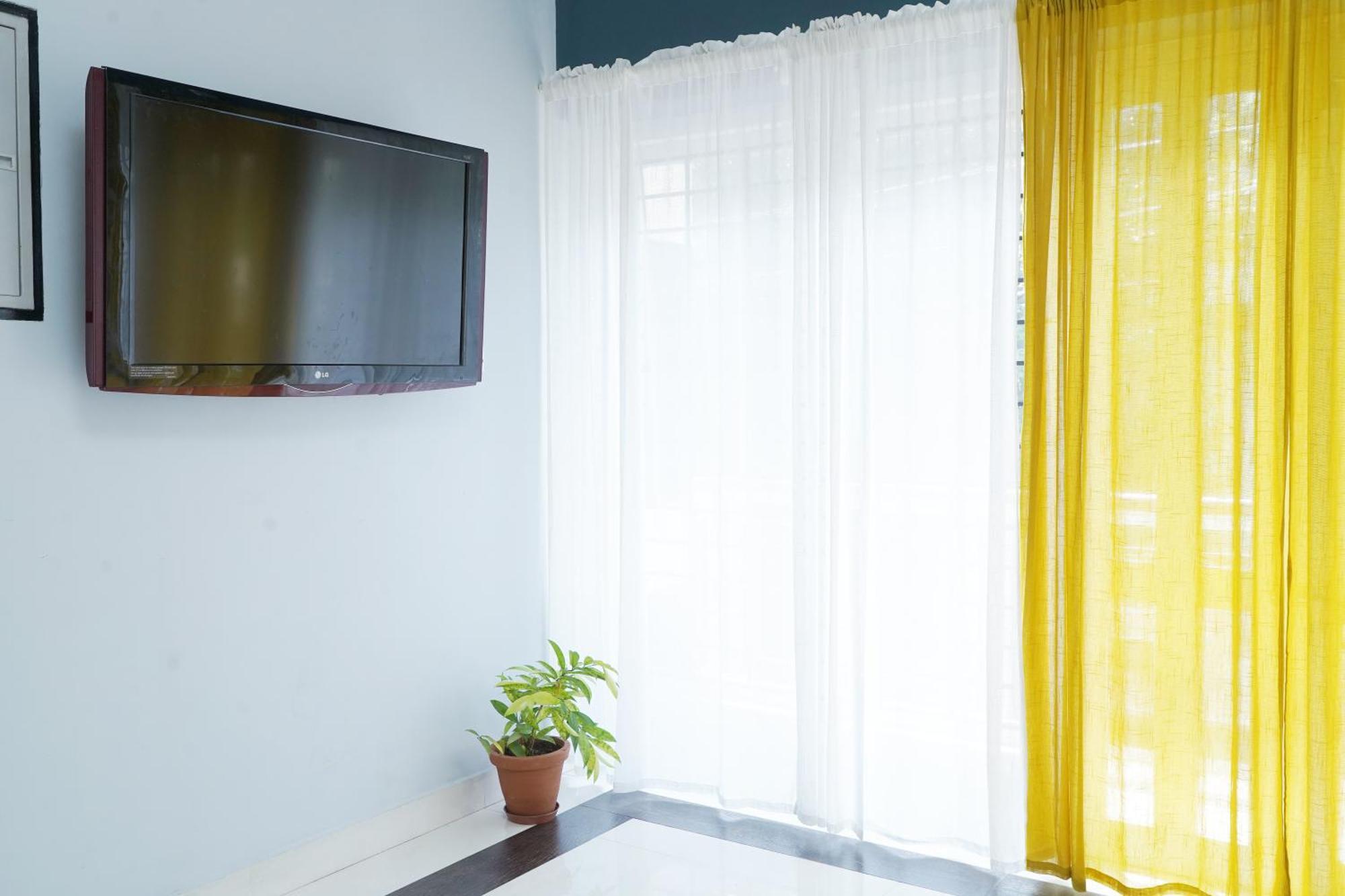 Homestay Orange Valley Town Residency