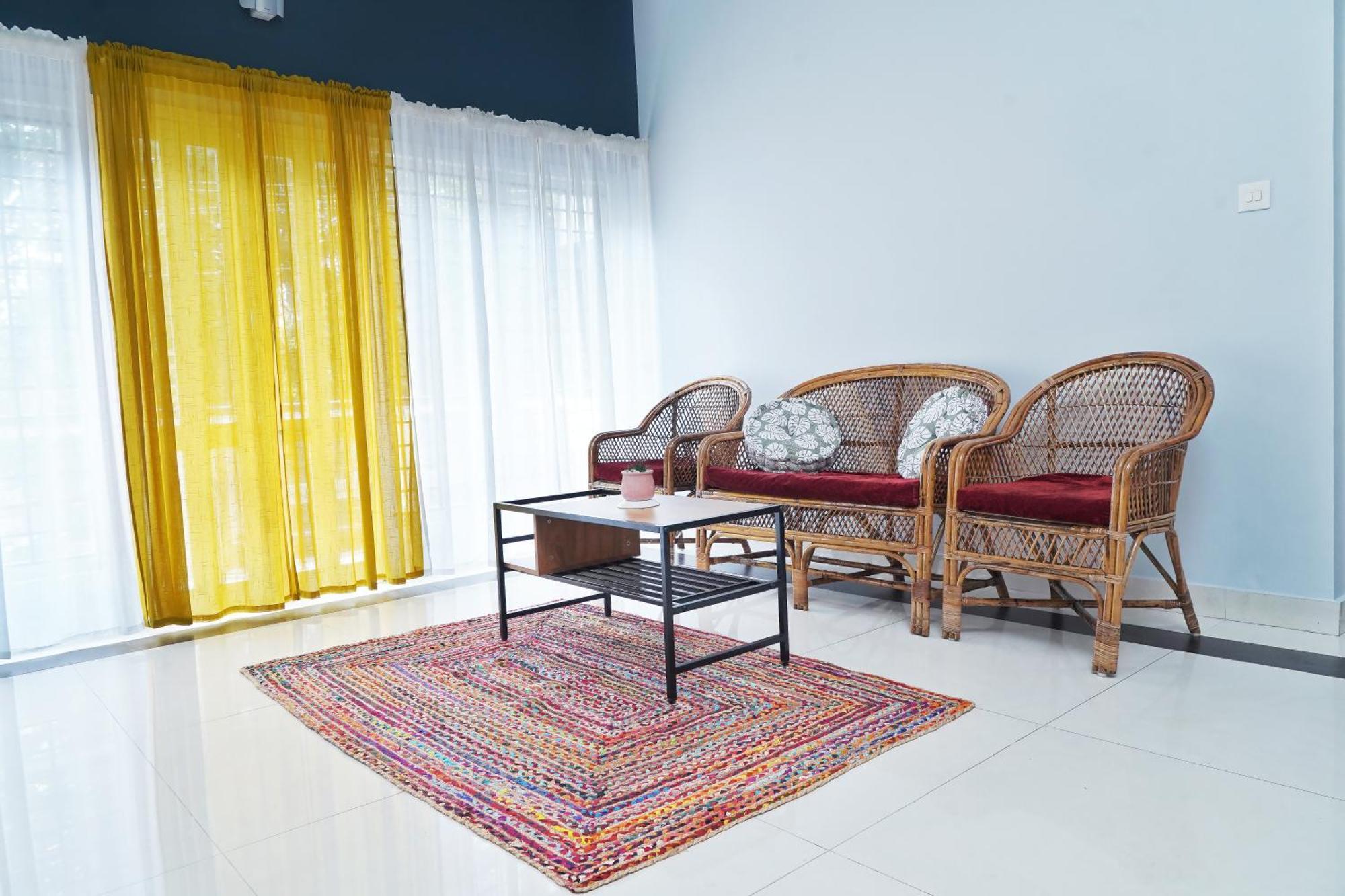 Homestay Orange Valley Town Residency *